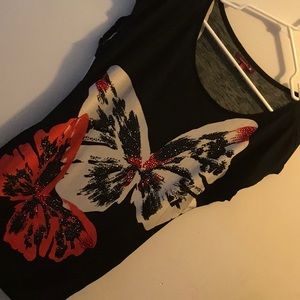 Dressy shirt, fits loose